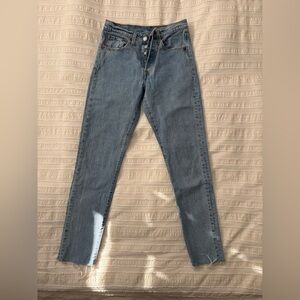 Women’s Levi’s Jeans